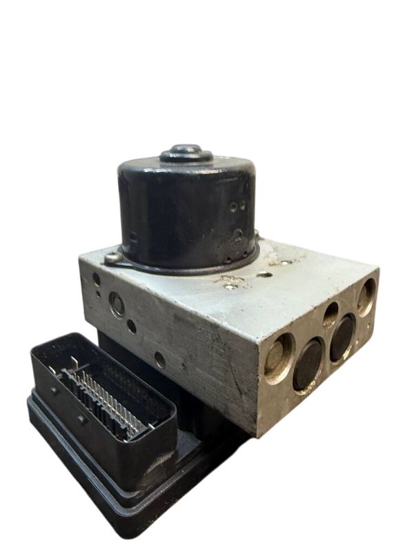 P30643979 30643979 30643982 30793491 30793453 ABS hydraulic unit / pump VOLVO S80 I (TS, XY) (1998-2006)