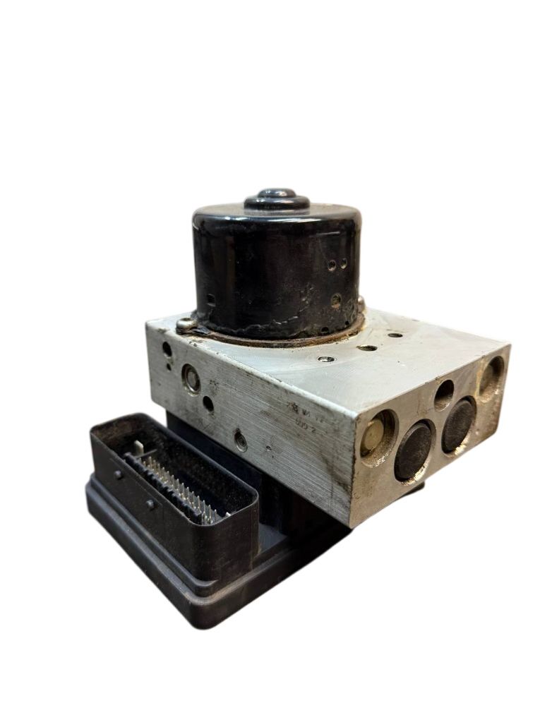 30643979 P30643979 30643982 30793491 ABS hydraulic unit / pump VOLVO XC90 I (2002-2014)