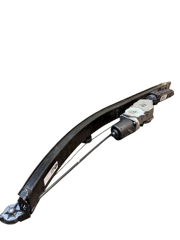 68079909AA 68060499ADA PN5913297AA 5913297AA Sliding door electric motor left LANCIA VOYAGER (404) (2011-2016)