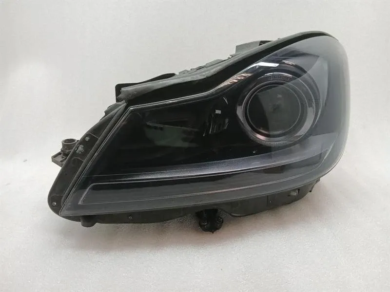 MERCEDES C CLASS W204 MOPF RIGHT HEADLIGHT A2048203839 RIGHT HAND DRIVE RHD