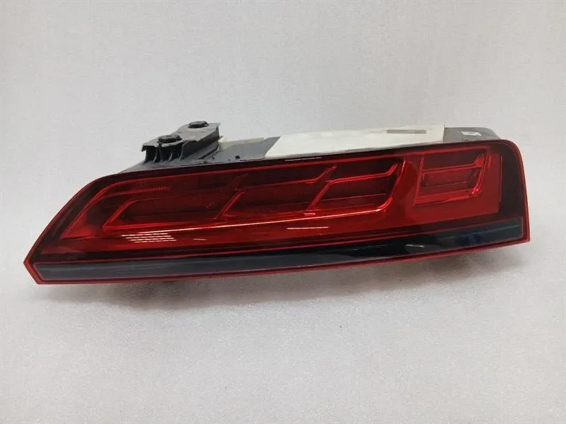 Audi R8 4S AWD right rear light 4S0945096 tail light rear right