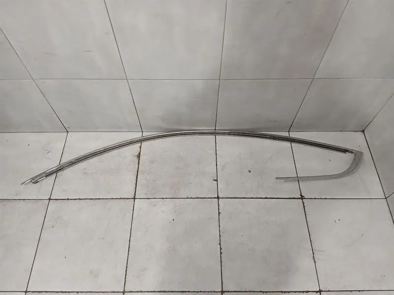 ASTON MARTIN DB9 COUPE Body Moulding 4G43-519A37-CB Strip RIGHT RIGHT