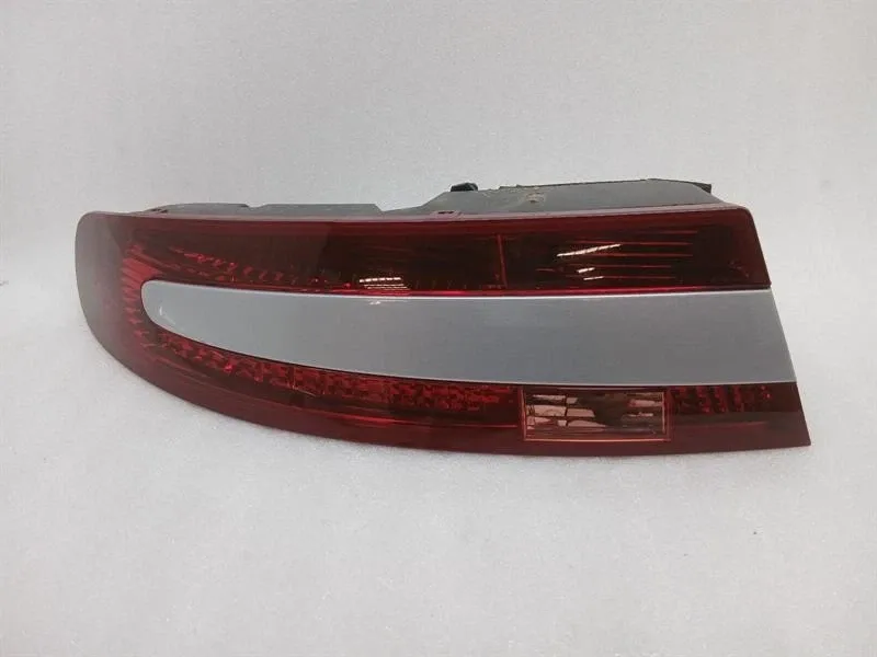Aston Martin DB9 Coupe Right Rear Light 4G43-313404-AM Tail Light Rear Right