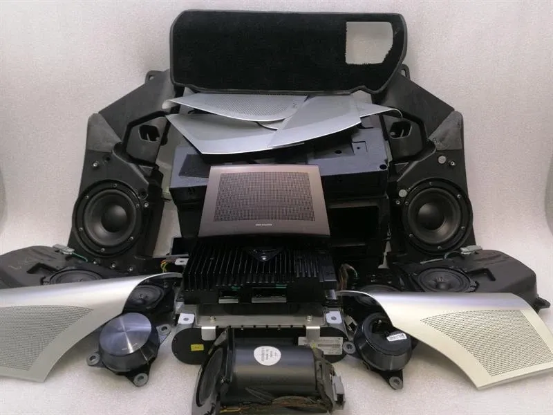 ASTON MARTIN DB9 COUPE Speaker 9D33-18C808-AA Loudspeakers BANG OLUFSEN SET