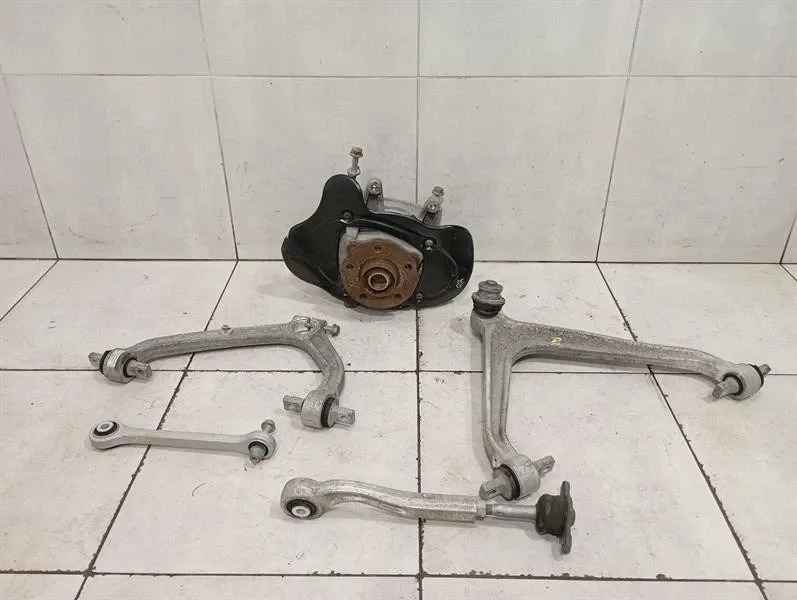 Lamborghini Huracan Right Rear Hub 4T0505434E Wheel Bearing Housing Rear Right