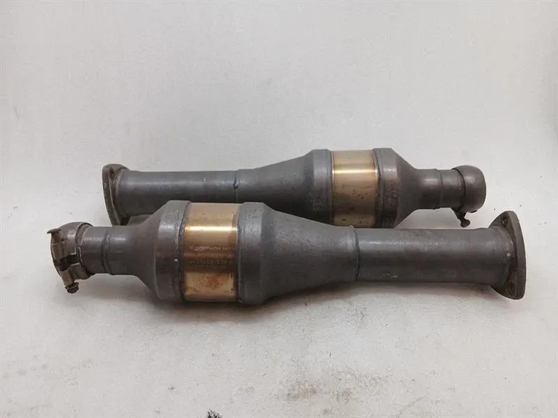 ASTON MARTIN DB9 COUPE Catalytic Converter 8G43-5E211-AD Catalytic Converter SET OF 2