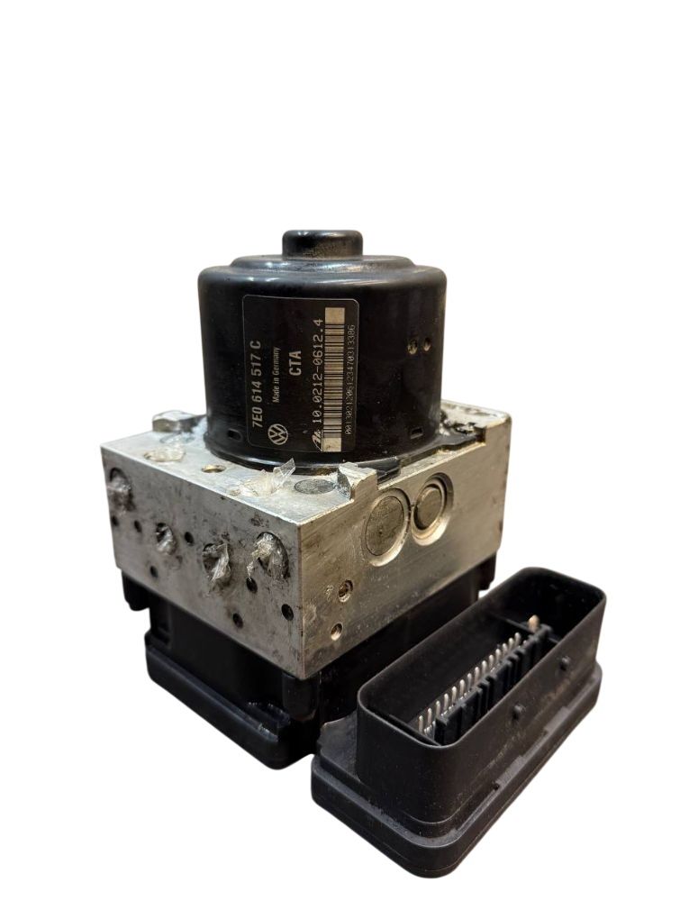 7E0614517C 7E0907379G ABS hydraulic unit / pump VW TRANSPORTER T5 / MULTIVAN (7H, 7E, 7J) (2003-2015)