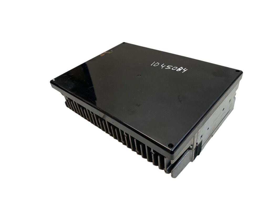 8610060131 Audio amplifier TOYOTA LAND CRUISER 120 (2002-2009)