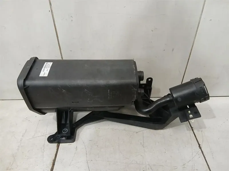 Aston Martin Rapide 10-14 Reservoir AD43-9E857-BA Tank EVAP