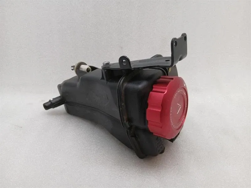 BMW 3 Series M3 G80 G20 Expansion Tank 8093924 Expansion Tank Coolant