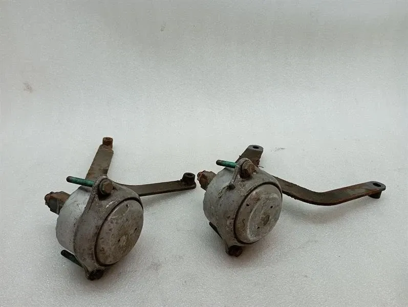 Porsche Boxster 986 engine mount 99337504906 set engine mount