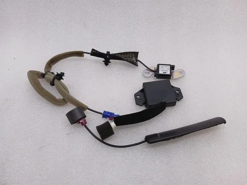 McLaren 600LT Spider Aerial / Antenna 11M0438CP Antenna