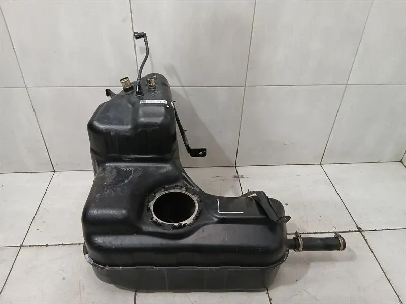 Lamborghini Huracan LP640 EVO Fuel Tank 4T8201022G RH Fuel Tank Right