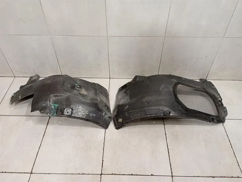 Lamborghini Huracan Rear Right Wheel Arch Liner 4T0810172C Wheel Arch Cover