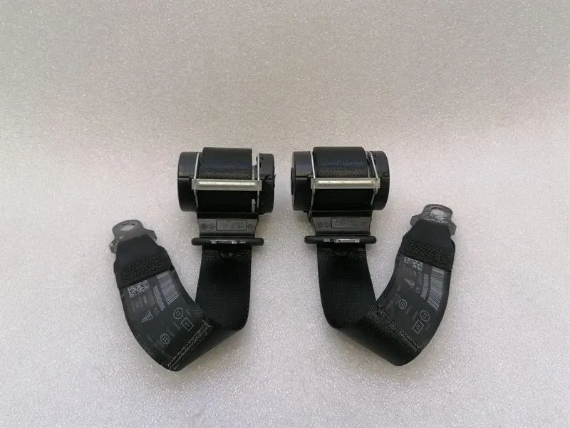 Porsche 911 997 rear seat belt 99780303500 seat belt belt rear convertible