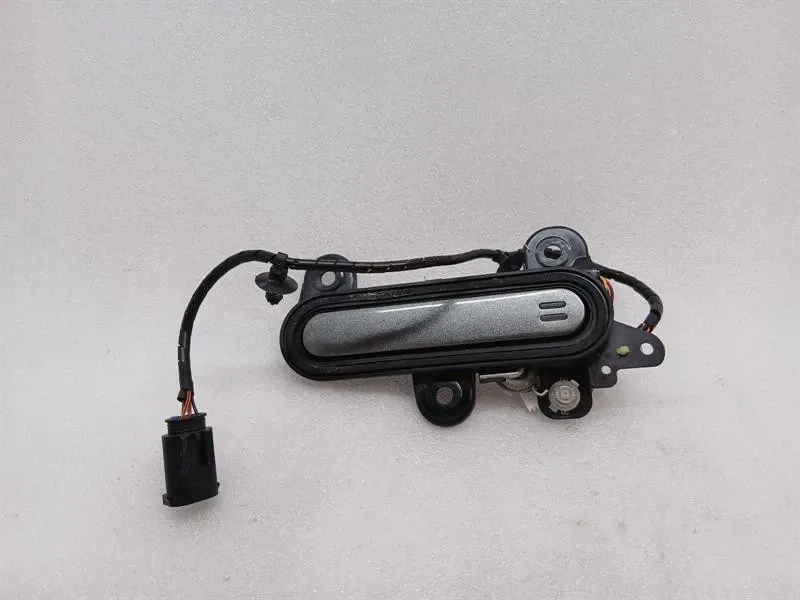 Aston Martin Vanquish AM310 door handle 4G43-22404-AE RIGHT door handle