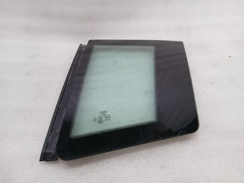 Audi R8 4S Performance Left Rear 1/4 Glass 4S8845299A Door Glass 1/4 Rear LH