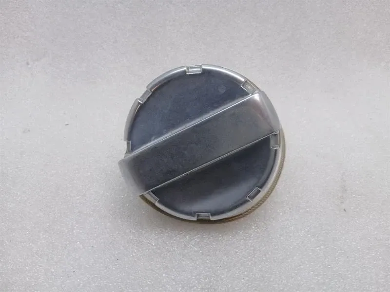 Aston Martin DB9 COUPE fuel filler cap 4G43-9030-AF fuel cap tank flap