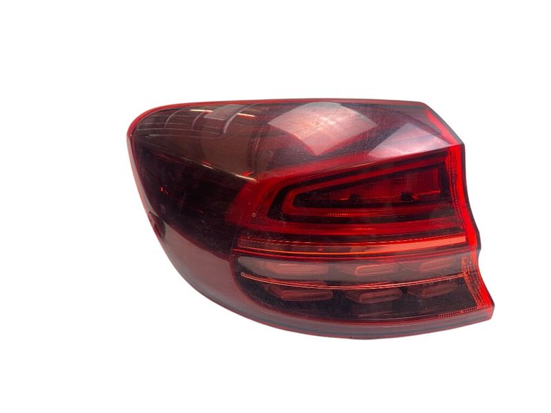 92401J7150 Tail light left KIA CEED III (CD) (2018-)