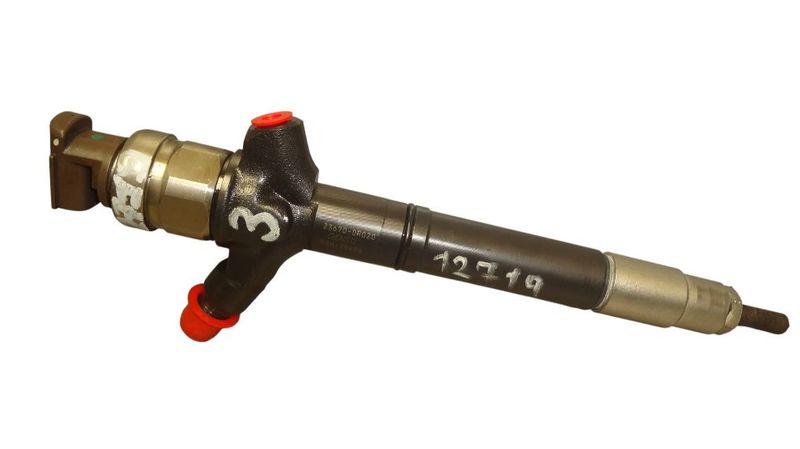 236700R020 Fuel Injector TOYOTA COROLLA Verso II (AR10) (2004-2009)