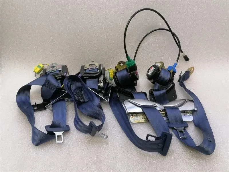 Bentley Continental GT W12 Seatbelt Set 3W2857705C RHD RIGHT HAND DRIVE