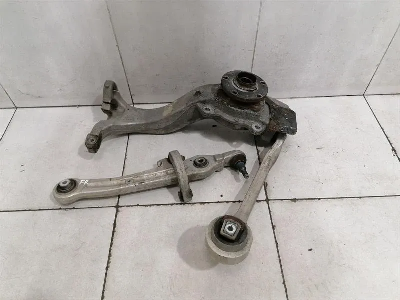 Bentley Continental GT W12 Right Hub 3W0407246 Front Wheel Bearing Housing Re 11-18