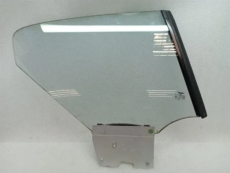 Bentley Continental GT W12 Right Rear 1/4 Glass 3W8845298F Door Panel 1/4 Rear RH