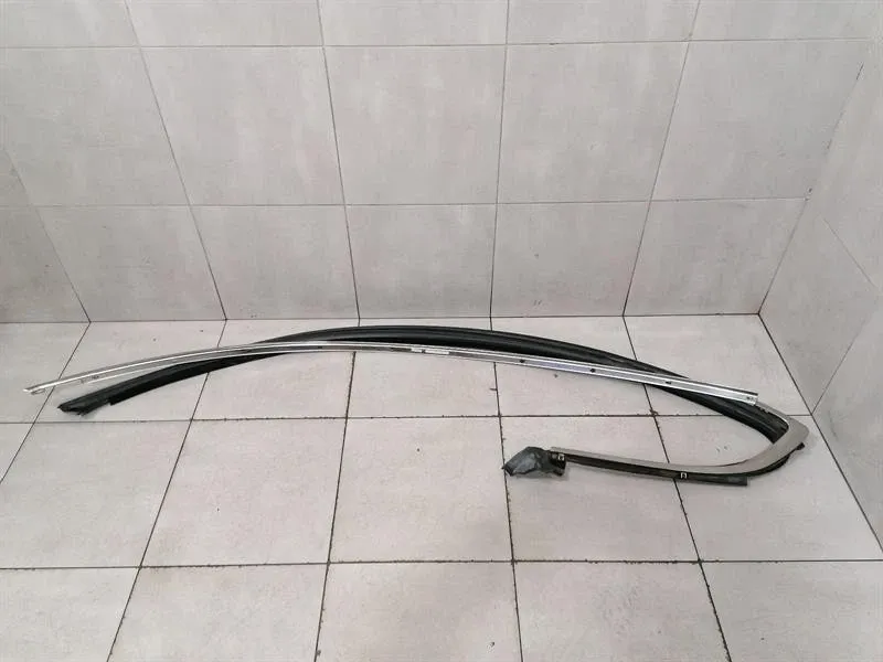 Bentley Continental GT W12 Body Moulding 3W8853835B Bar LEFT LEFT