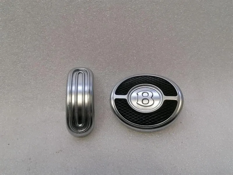 Bentley Continental GT W12 accelerator pedal (electrical) 3W0723647E covers accelerator pedal