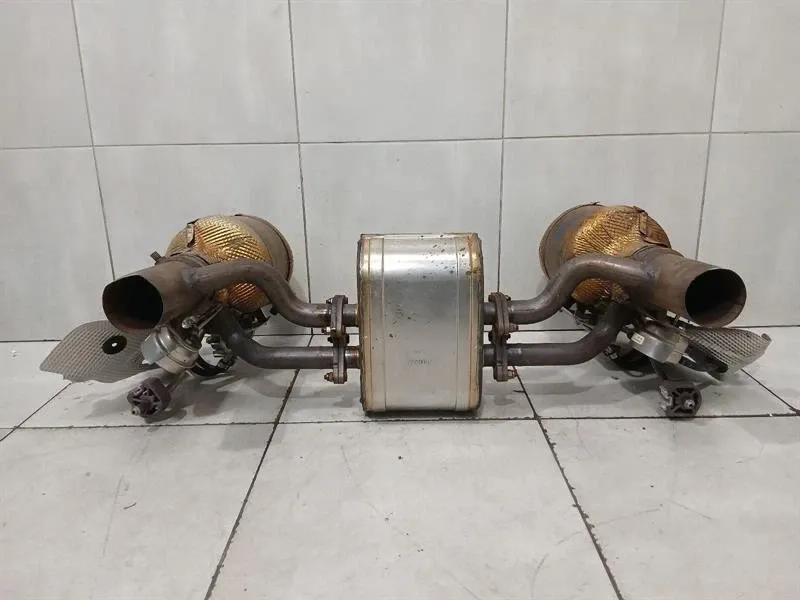 Ferrari F8 F142MFL exhaust silencer with GPF OPF 900538 exhaust silencer