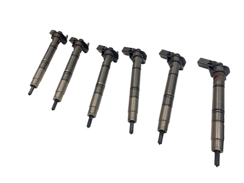 0445117084 0445117067 0986435441 Fuel injector set VW AMAROK (2H_, S1B) (2010-2022)