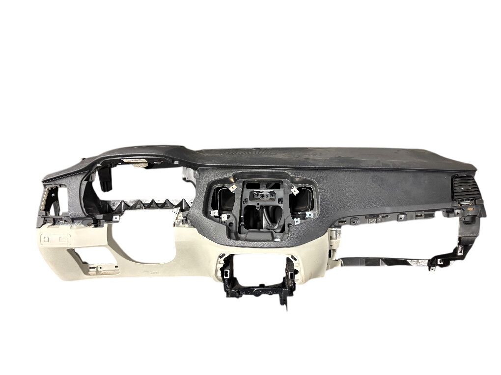 31688113 Dashboard VOLVO XC90 II (2014-)
