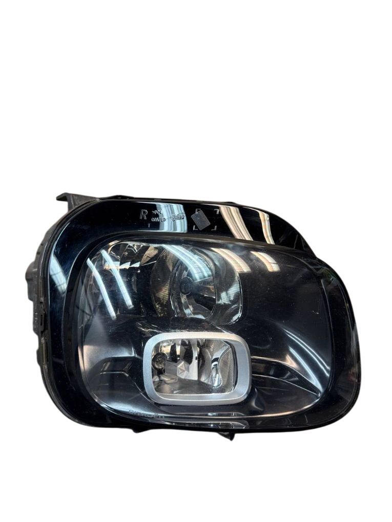 13468647 YQ00052780 Headlight right CITROËN C3 AIRCROSS I (A88) (2017-2024)