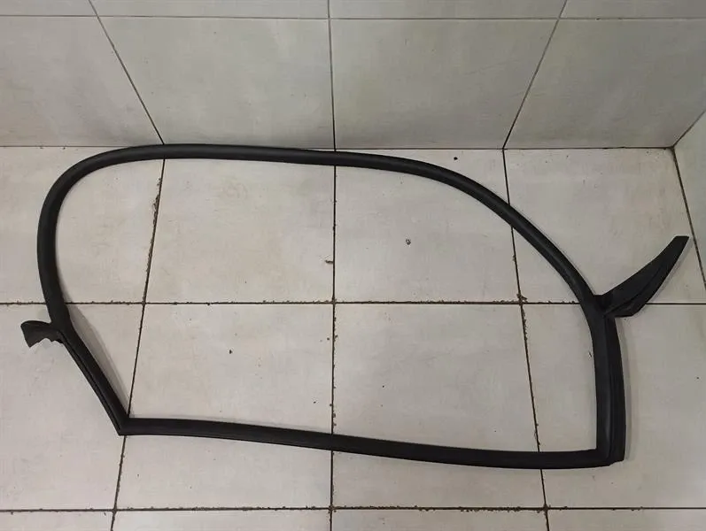 Lamborghini Huracan Performante Door Seal 4T8831708B RIGHT Door Seals