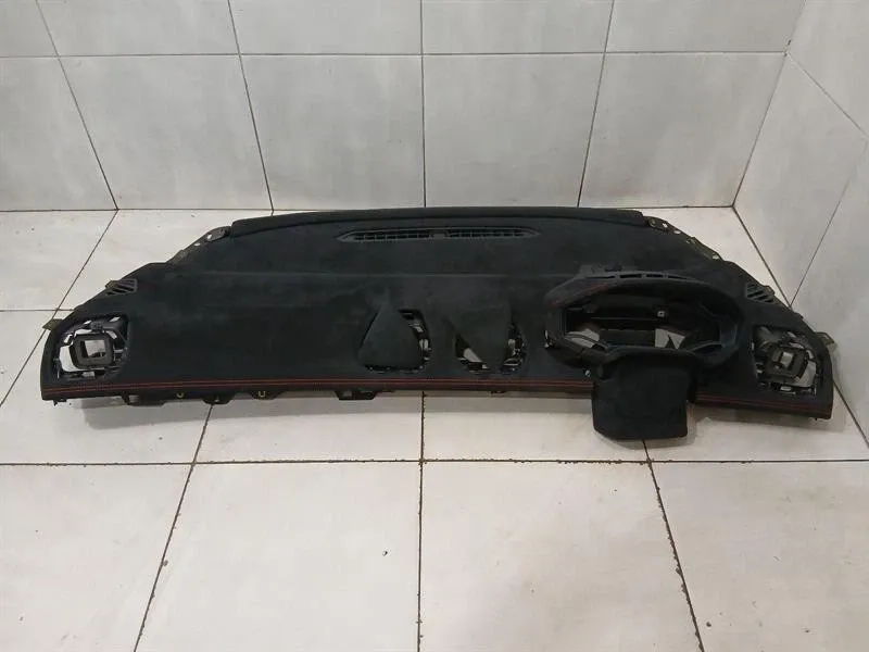 Lamborghini Huracan Dashboard 4T2858451D RHD Alcantara Stitches Rosso Alala