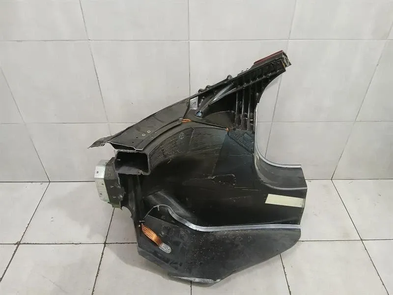 McLaren 650S Spider 14-17 Right Front Chassis Leg Carbon Tub Part Right Wheel Arch