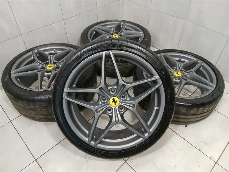 20 Ferrari California T F149 Alloy Wheel Set 303334 Forged SET Rims Set TYRES