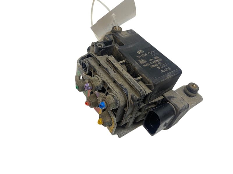 15152400082 15-1524-0008.2 Air suspension valve block AUDI Q7 (4L) (2006-2015)