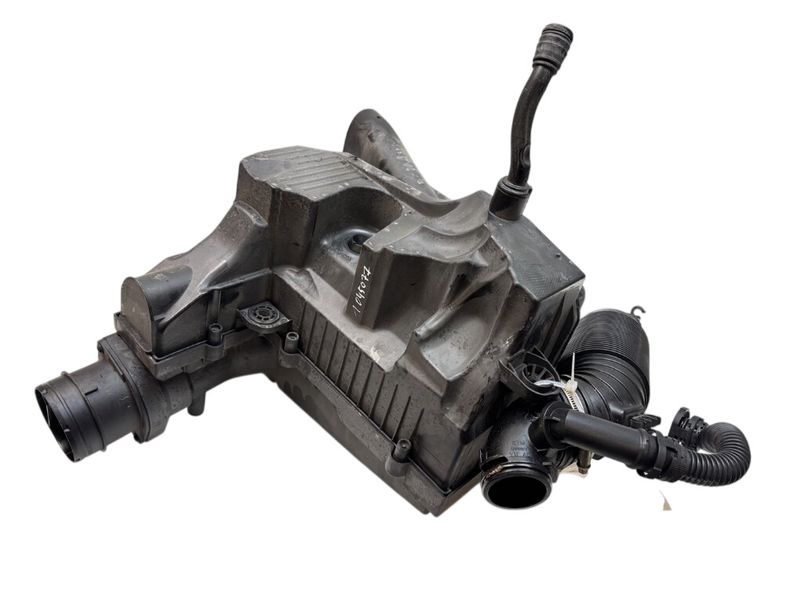 5N0129607E Air Cleaner (filter box) AUDI Q3 (8U) (2011-2018)