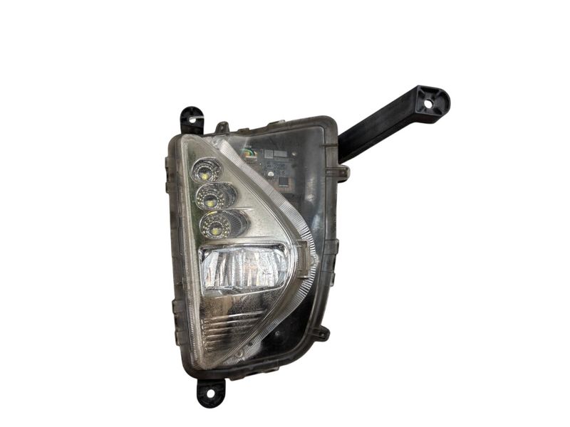 8122047020 Fog Lamp Front Left TOYOTA PRIUS IV (XW50) (2015-2022)