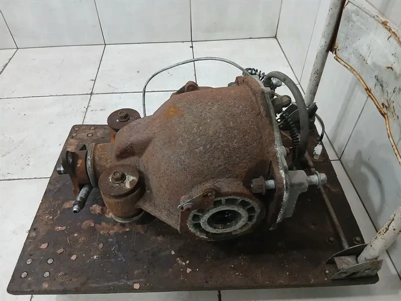 Aston Martin Vanquish S 04-07 V12 Rear Diff 5R13-4N053-AA Differential 4.30 LSD