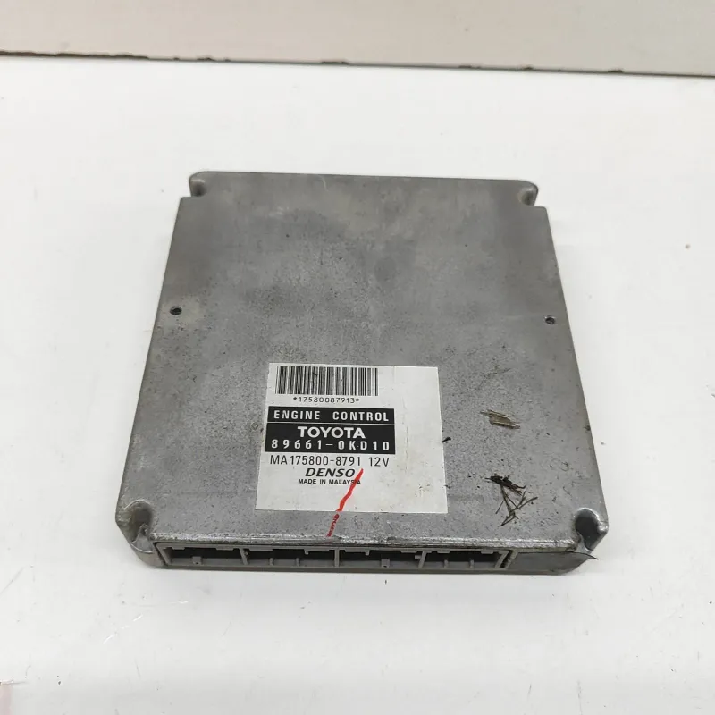 TOYOTA HILUX MK7 Pick-up N1, N2, N3 Engine Control Unit 89661-0KD10 31659829