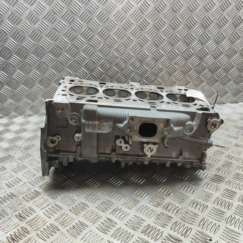 VOLVO XC40 536 Engine Cylinder Head 32267403 2.0 Petrol / electricity 31297116
