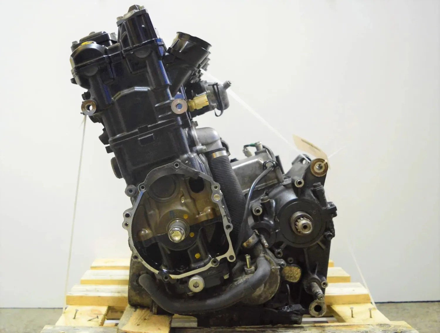 SUZUKI GSR Engine R749-104512 0.75 Petrol 78kw 2011 2083399
