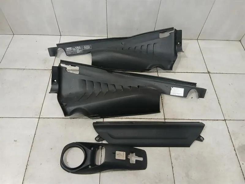 Ferrari 488 F142M engine cover set 86258000 engine cover set