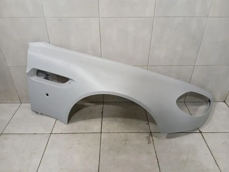 Aston Martin Vantage V8 Right Wing 6G33-16005-AL Right Fender