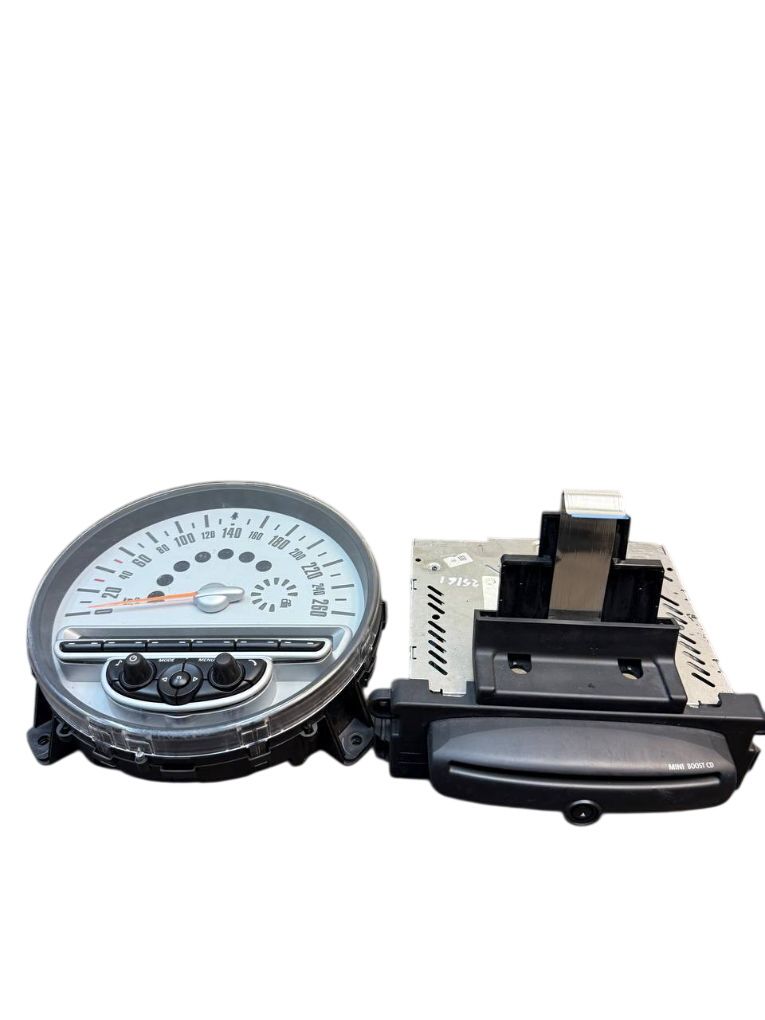 62116977077 6977077 67379411 9189504 Radio MINI MINI II (2006-2015)