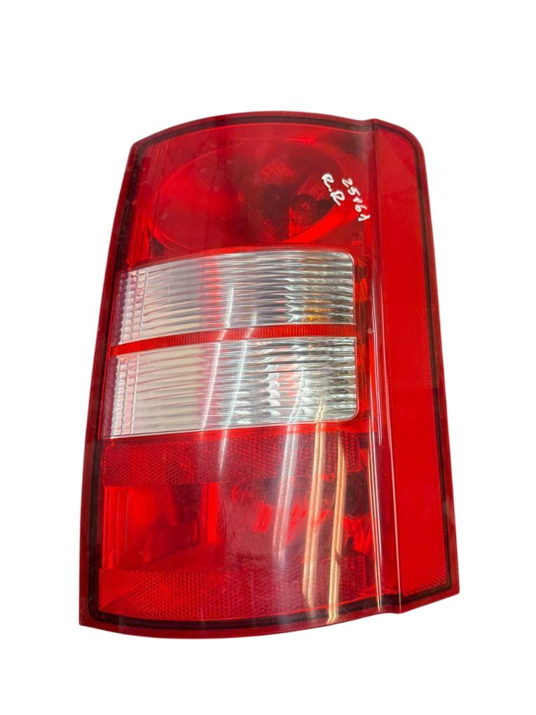 Tail light, right CHRYSLER VOYAGER V (RT) (2007-2016)
