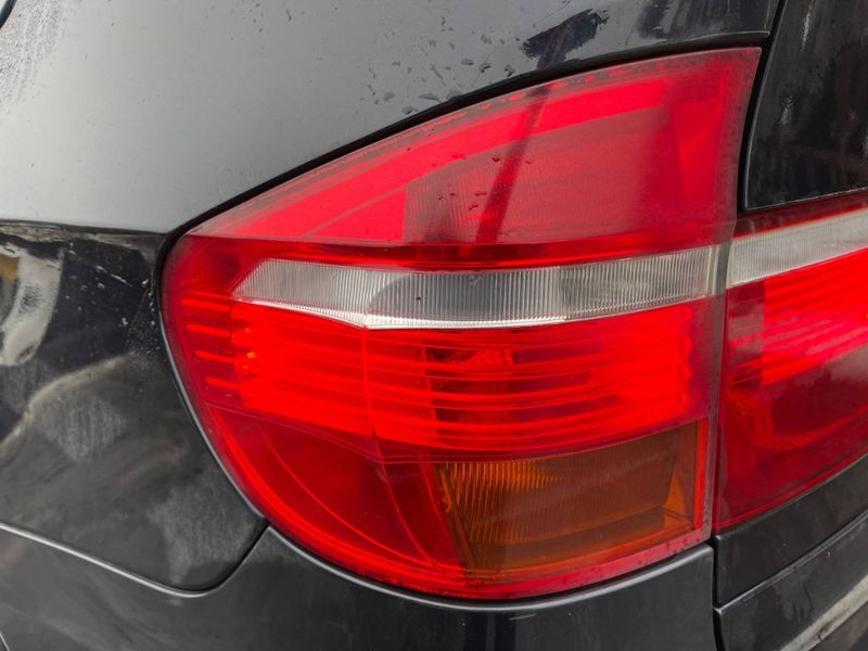 7200817 Tail light left BMW X5 (E70) (2007-2013)