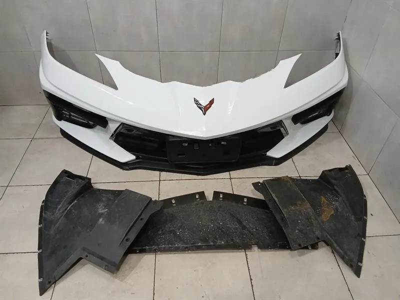 CHEVROLET CORVETTE C8 FRONT BUMPER 84925599 FRONT BUMPER COMPLETE STINGRAY